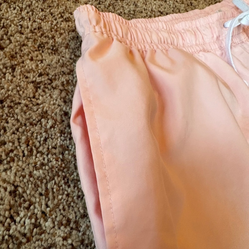 Nike Sportswear Women XXL Pink-Peach Mesh Lined Shorts Run Sports DM6829-686 EUC - Picture 2 of 14
